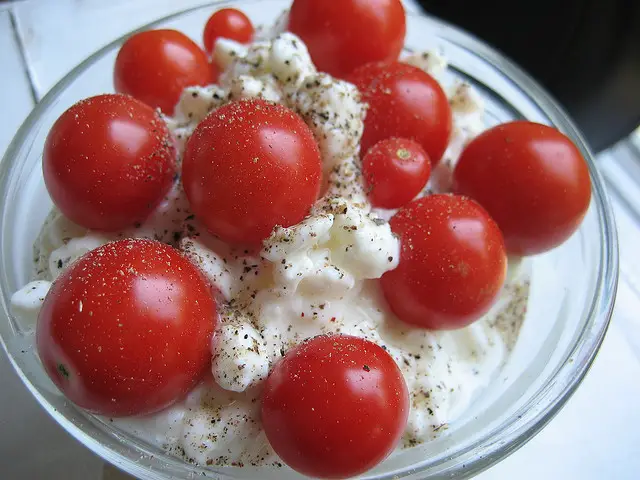 low fat cottage cheese calories